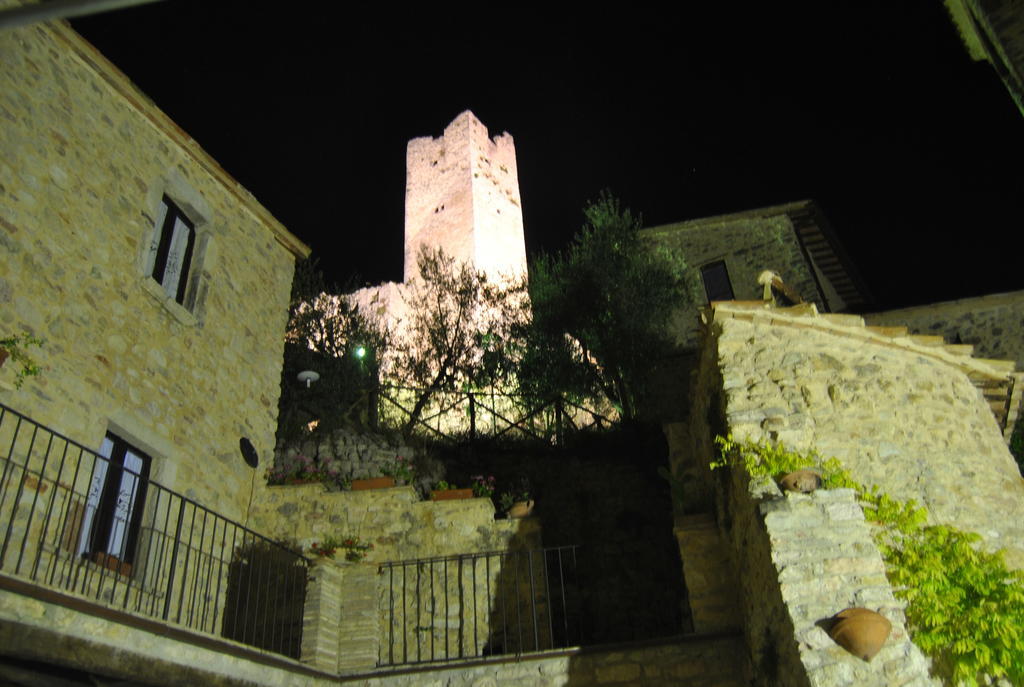 Hotel Residenza Di Paese Castello Del Poggio Ferentillo Exterior foto